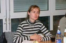 Halle: Eva von Angern auf der Podiumsdiskussion